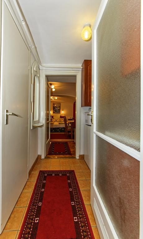 Barokk Vendégház Eger Habitación foto