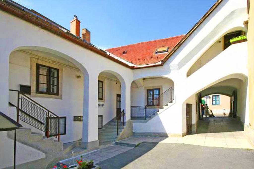 Barokk Vendégház Eger Exterior foto